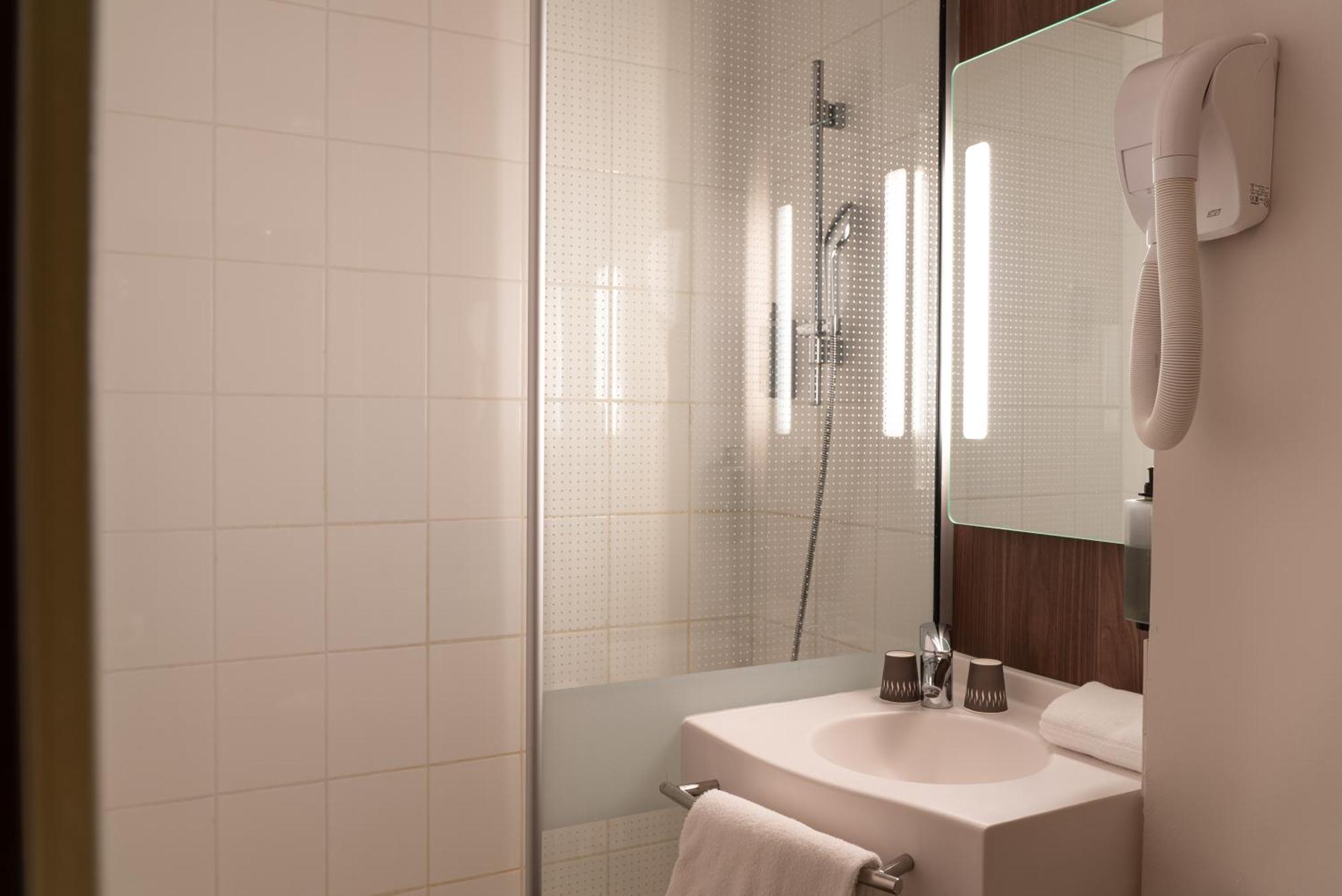 Ibis Styles Rouen Parc Expos Zenith Hotel Saint-Étienne-du-Rouvray Buitenkant foto